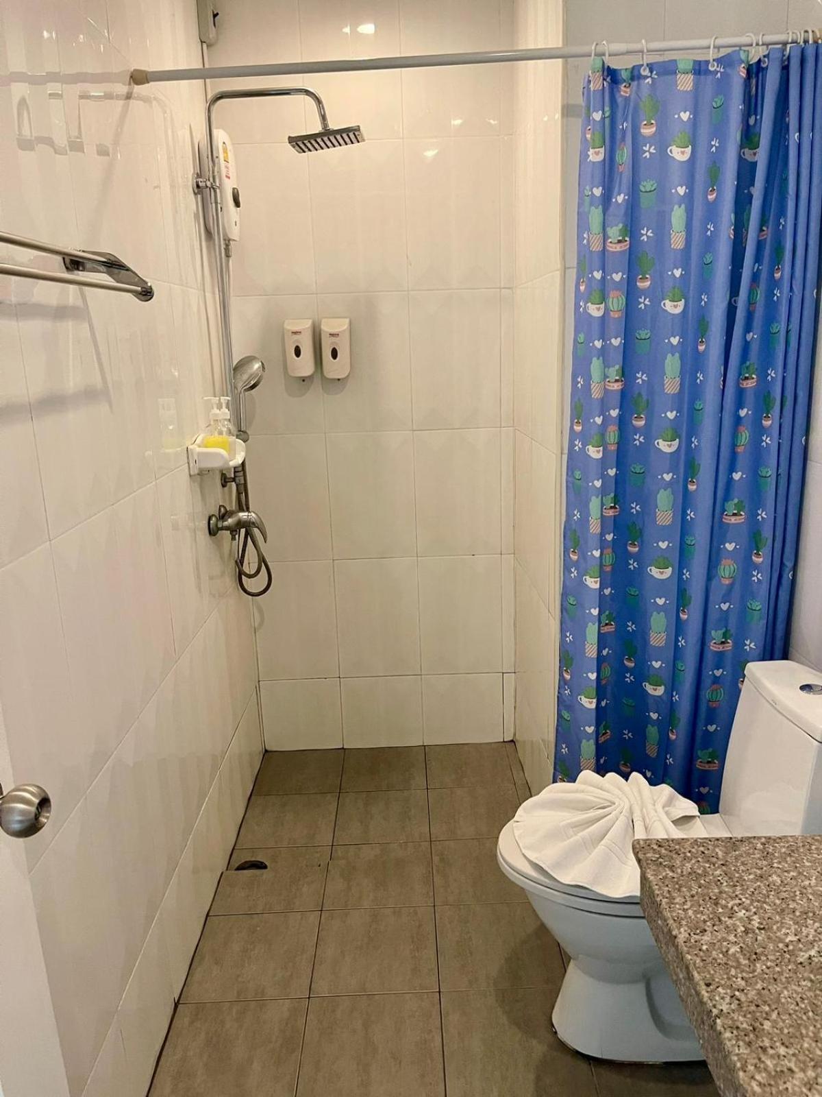 Lenny's Koh Samui 查汶海滩
