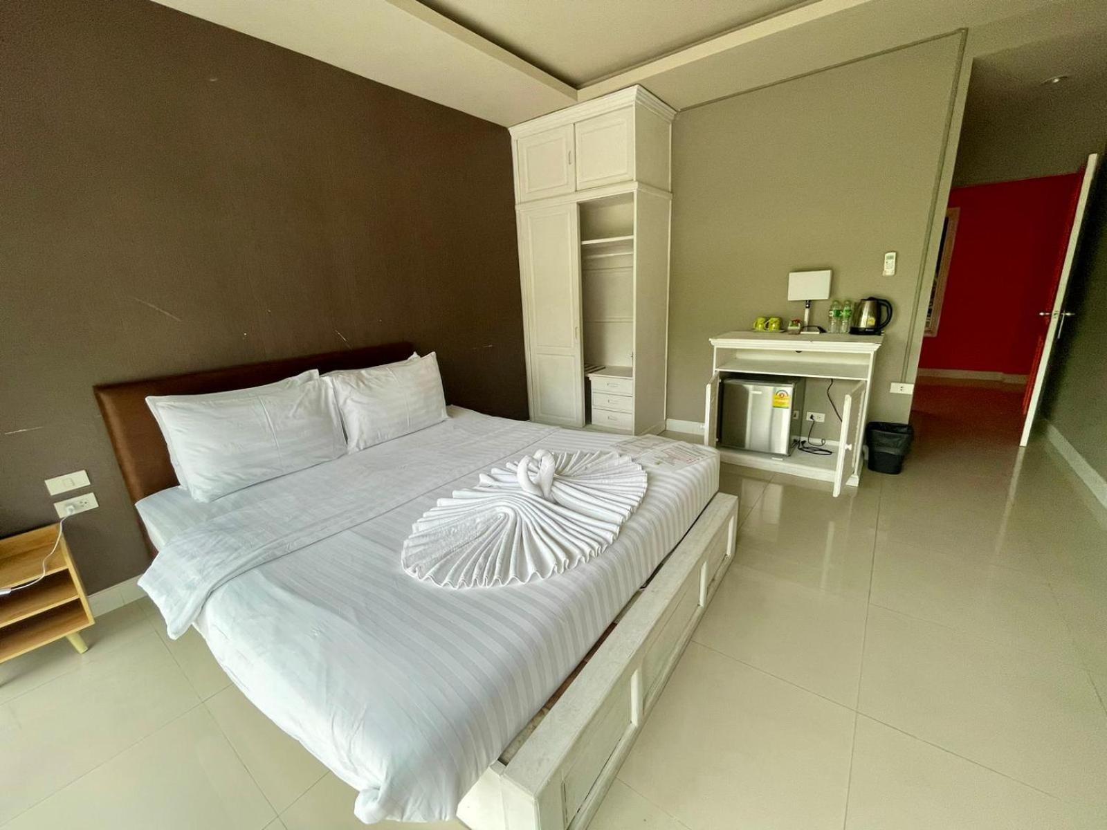 Lenny's Koh Samui 2*