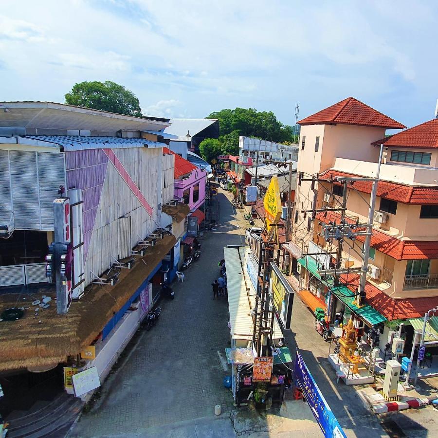 Lenny's Koh Samui Отель