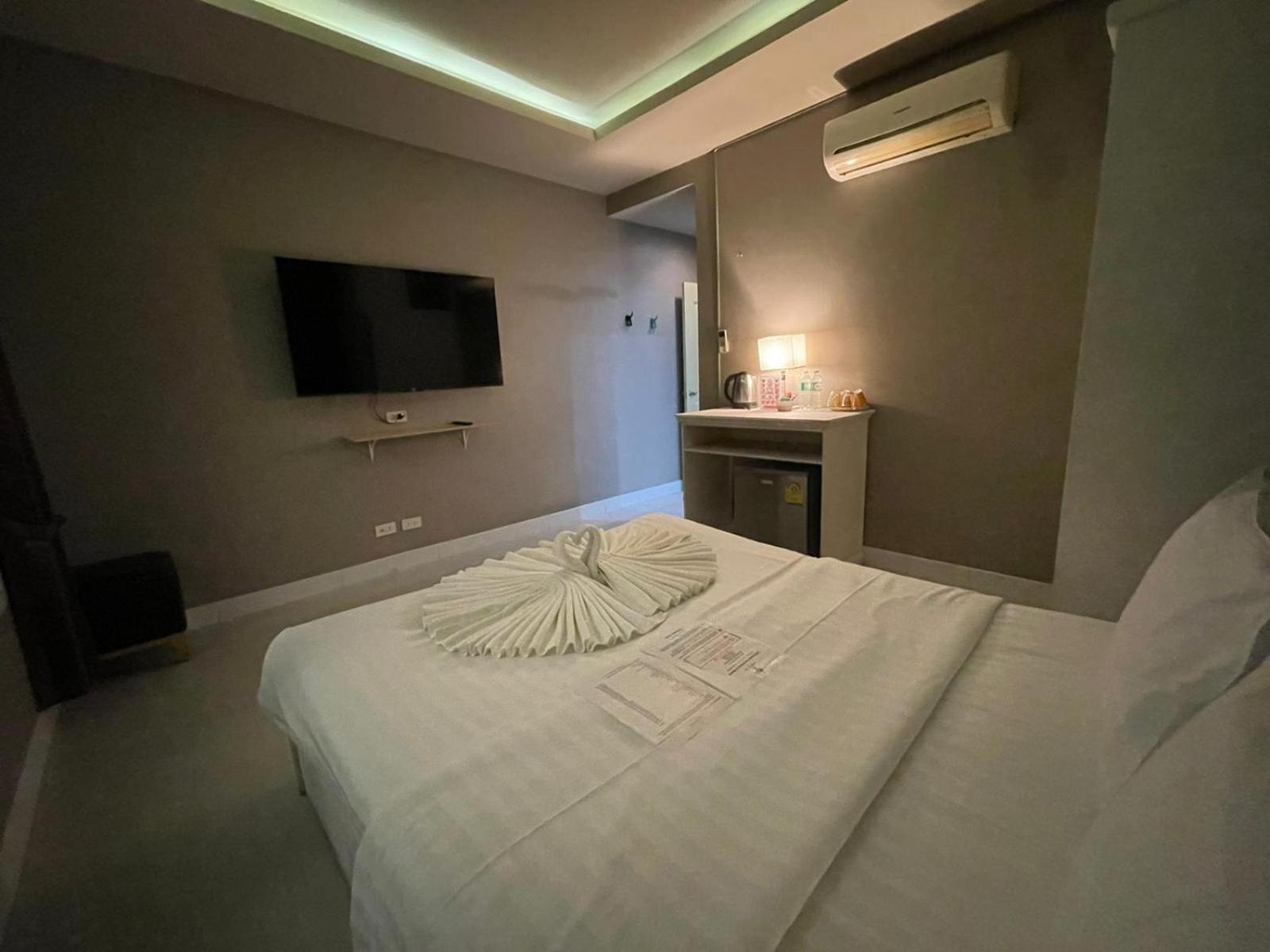 Отель Lenny's Koh Samui 2*