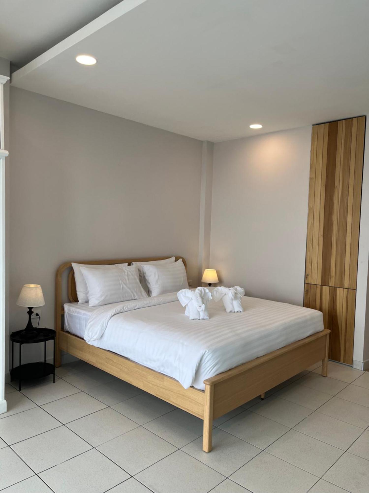 Lenny's Koh Samui 2* 查汶海滩