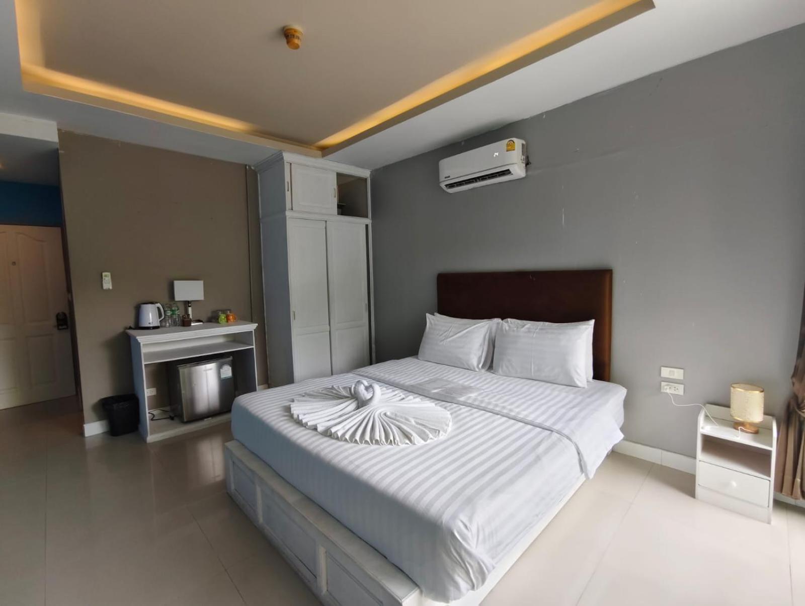 Lenny's Koh Samui Hotel