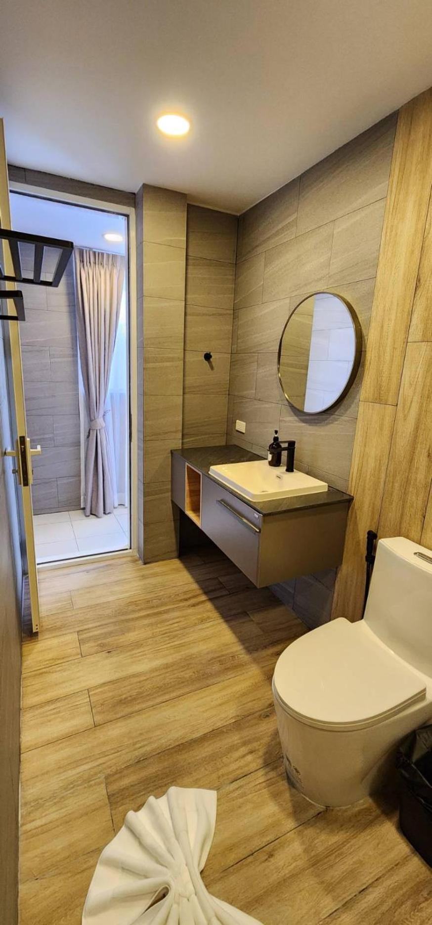 Lenny's Koh Samui Hotel